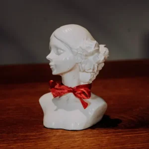 Althea – scultura in polvere di marmo fatto a mano, A&P Marmi