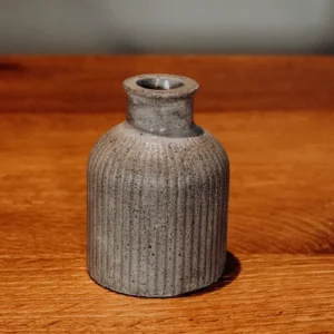Vaso profumatore Essenza d'Amore in polvere di marmo riciclata, colore grigio – A&P Marmi