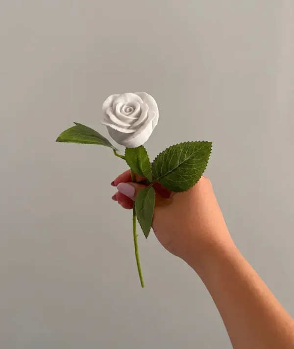Rosa eterna in marmo riciclato, colore Bianco - fatto a mano in Italia, A&P Marmi &ndash; Bianco