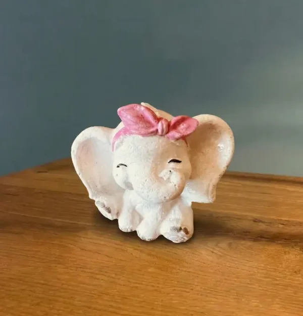 Ele E Tina – animaletto decorativo in polvere di marmo fatto a mano, A&P Marmi (vista 2) &ndash; Tina