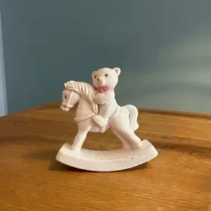 Dondolo – animaletto decorativo in polvere di marmo fatto a mano, A&P Marmi