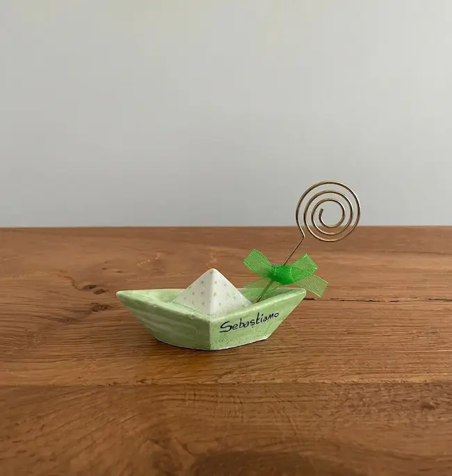 Jolly Roger di A&P Marmi – barchetta decorativa in marmo verde chiaro