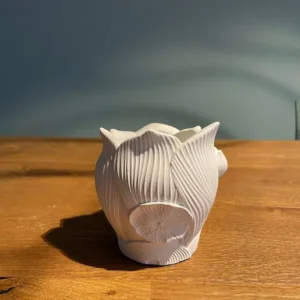 Linfa, vaso in polvere di marmo fatto a mano, A&P Marmi